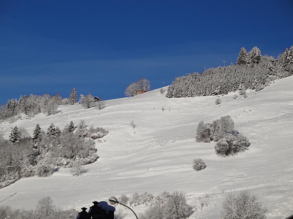 Le Chalet Blanc เมอแฌฟ ภายนอก รูปภาพ